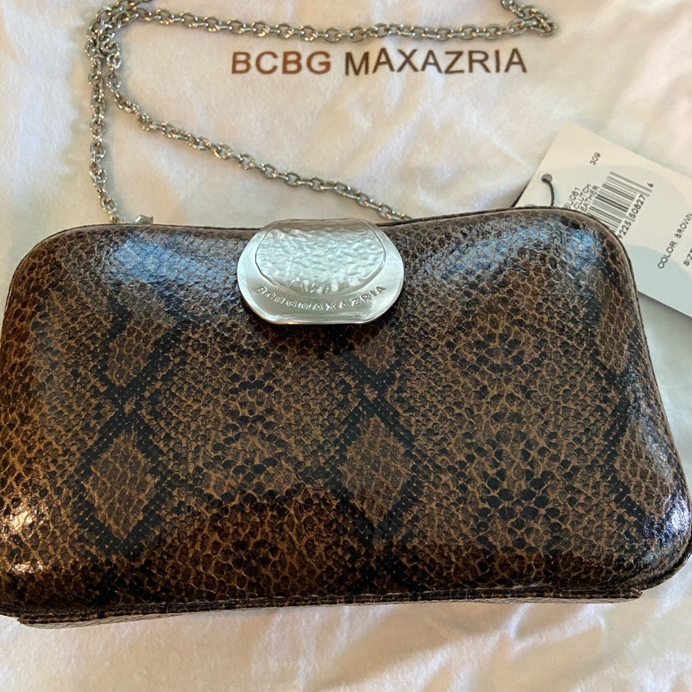 BCBG Cluth